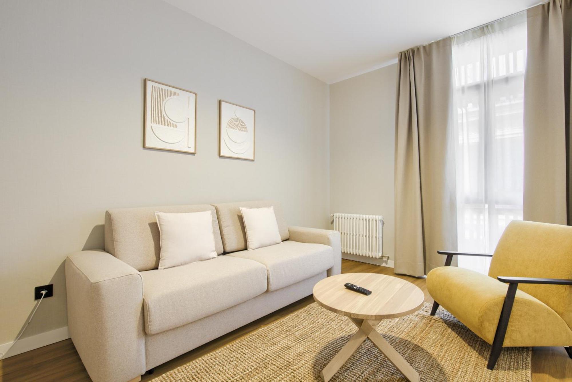 Dobo Madrid Justicia Apartment Bagian luar foto