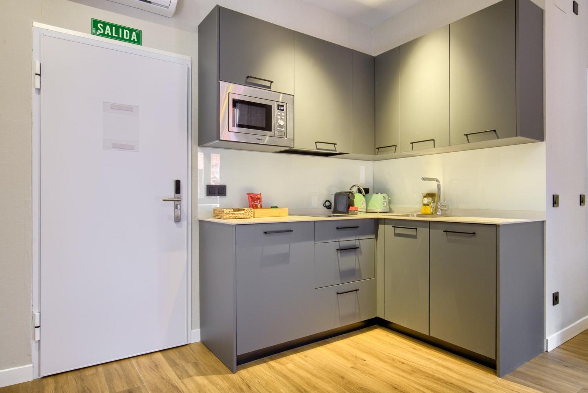Dobo Madrid Justicia Apartment Bagian luar foto